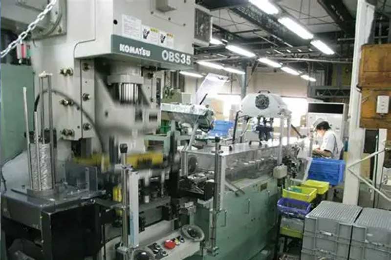 Hirohama Japan Factory Workshop - Metal Caps Craftsmanship Origin